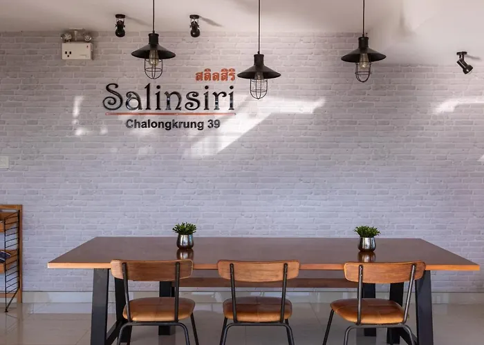 Aparthotel Salinsiri At Lat Krabang Bangkok