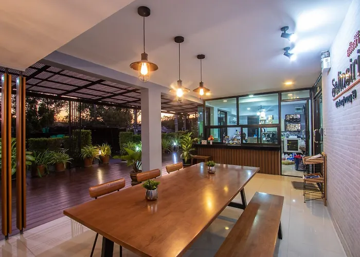 Salinsiri At Lat Krabang Aparthotel 3*