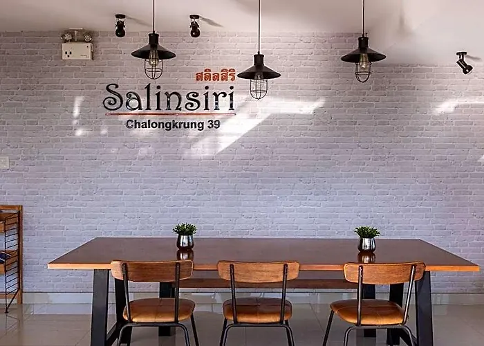 Salinsiri At Lat Krabang Aparthotel