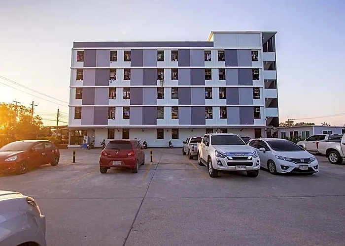 Aparthotel Salinsiri At Lat Krabang