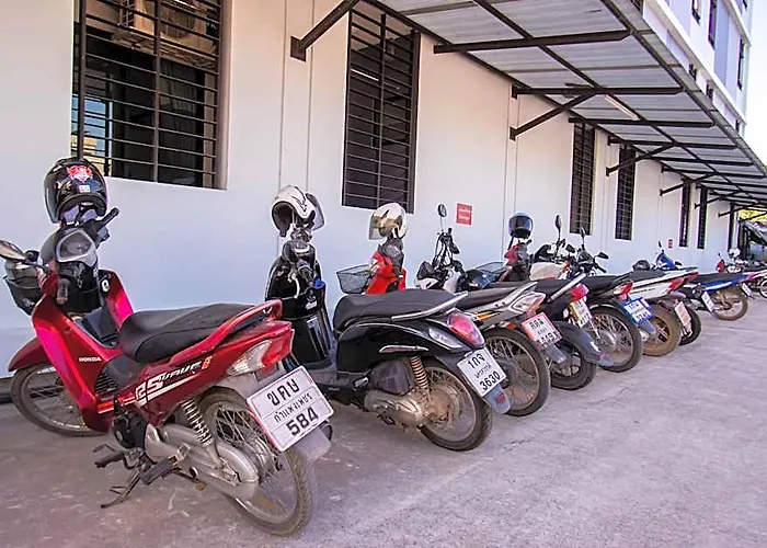 Aparthotel Salinsiri At Lat Krabang 3*